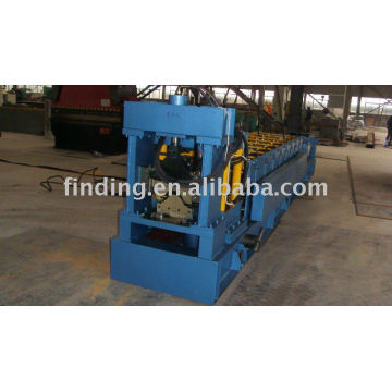 Ridge cap forming machine